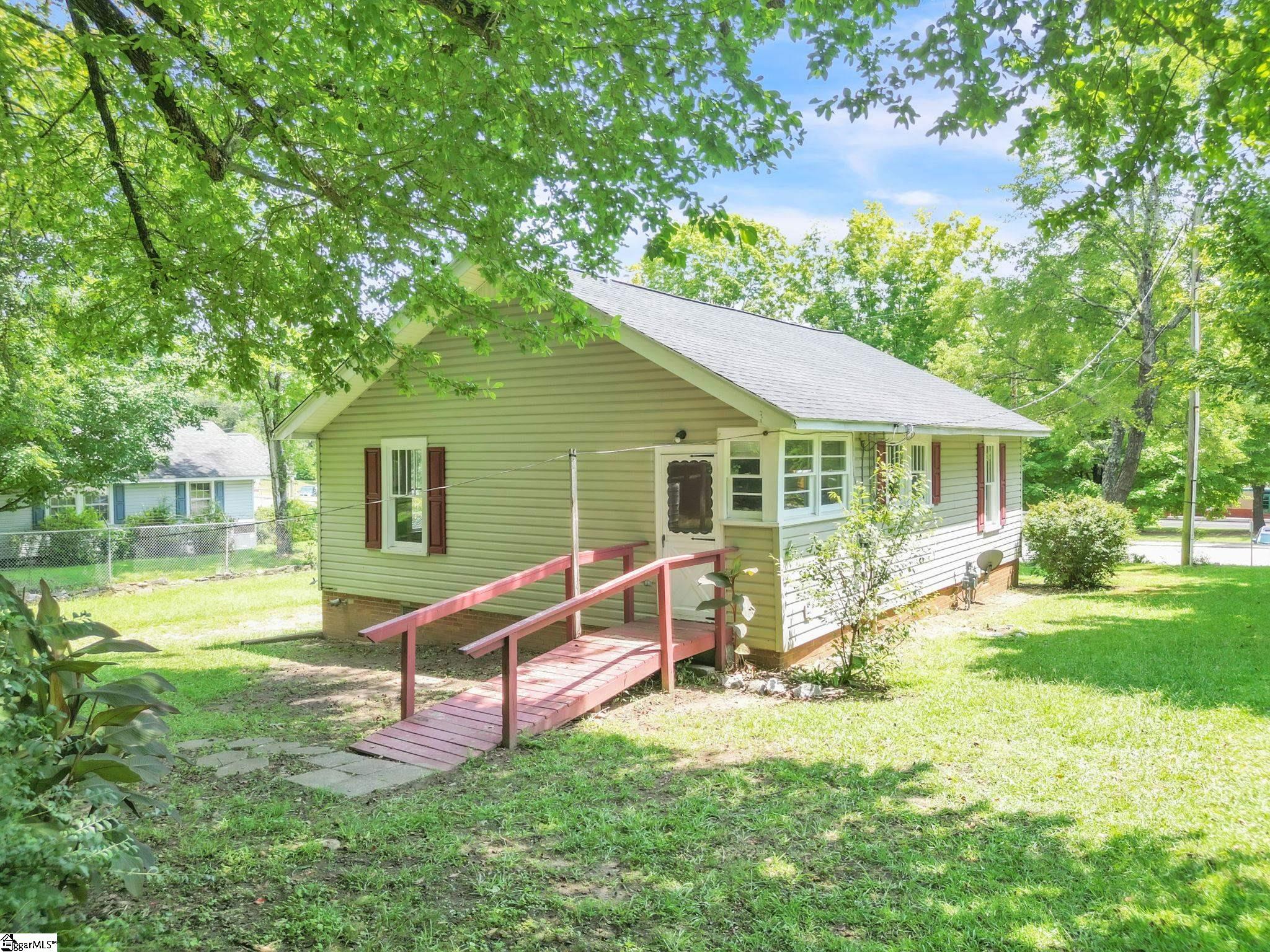 704 Slater Road Marietta, SC 29661 - Photo 27 of 30 Gallery Image 27