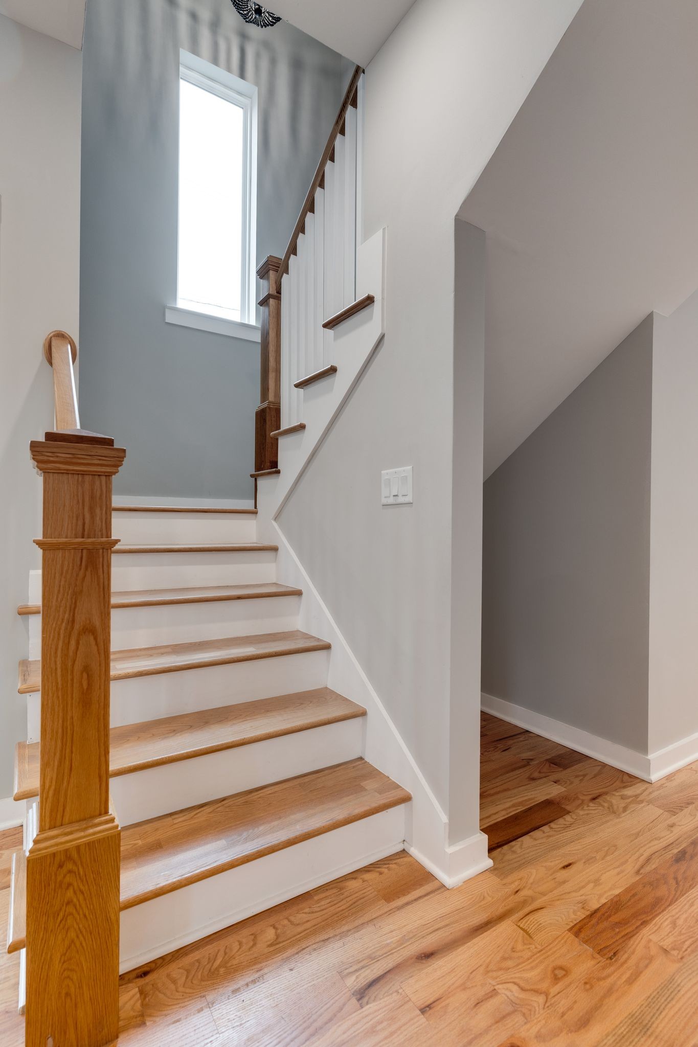 109 A Duke Street Nashville, TN 37207 - Photo 14 of 26 a view of entryway