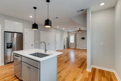 $439,900 | 109 A Duke Street, Nashville, TN 37207