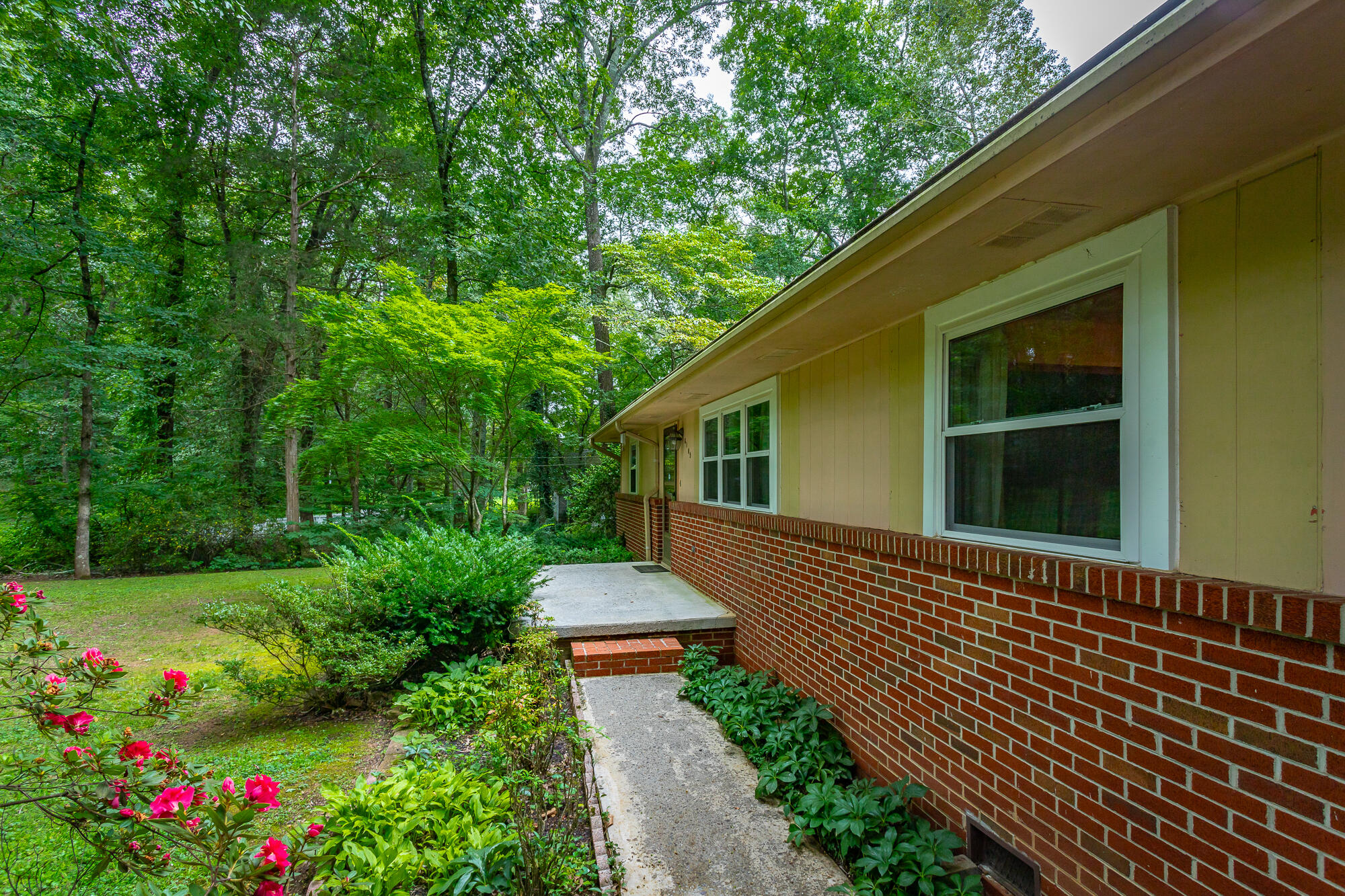6109 Pythian Road Harrison, TN 37341 - Photo 2 of 56 6109 Pythian Road HD-1