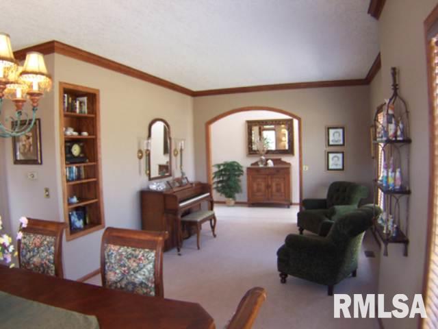 5124 Remington Road Bettendorf, IA 52722 - Photo 6 of 9 Gallery Image 6