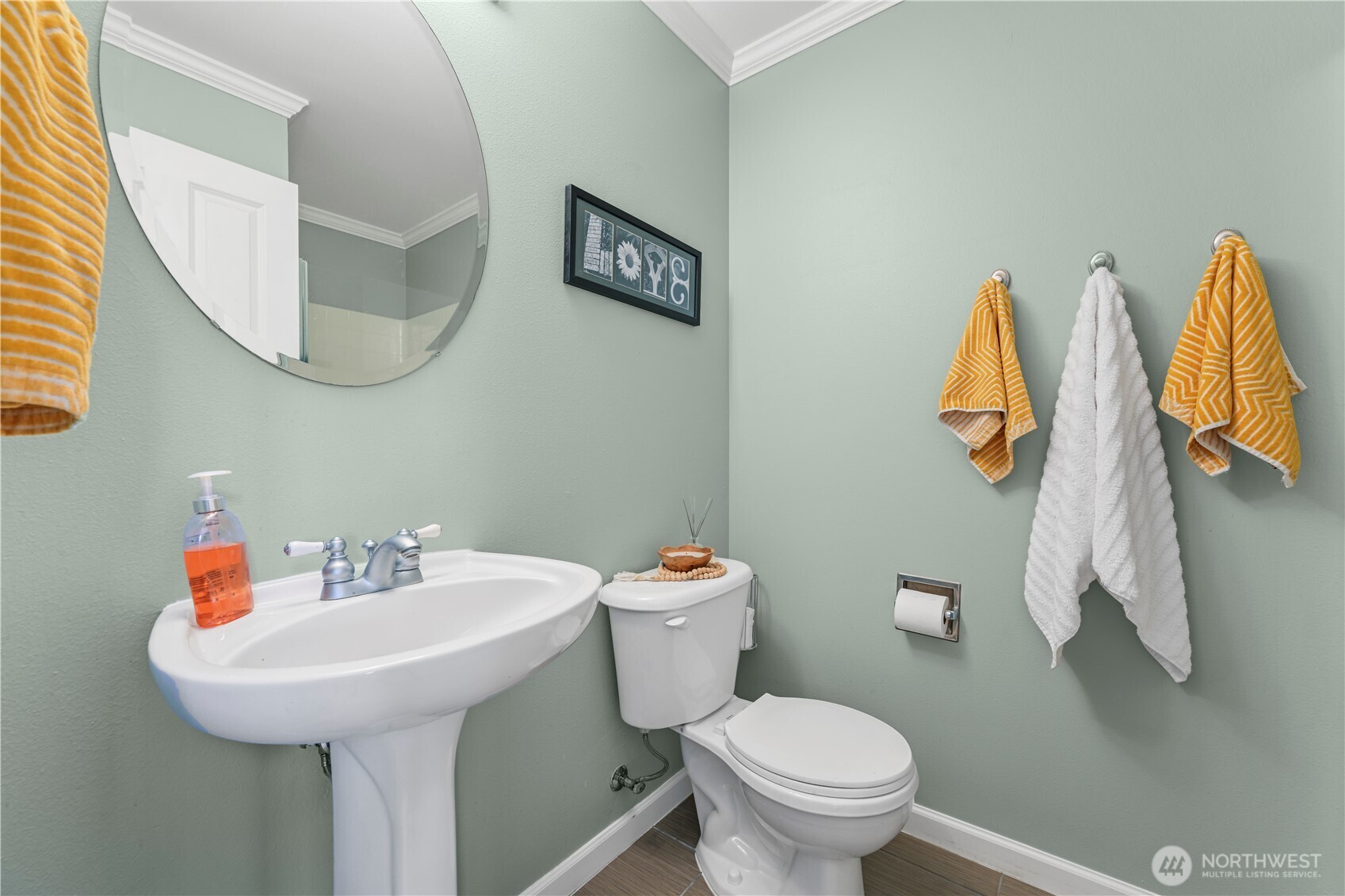 27402 Maple Ridge Way Southeast Maple Valley, WA 98038 - Photo 14 of 39