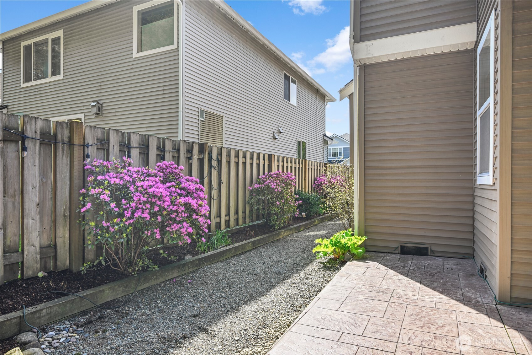 27402 Maple Ridge Way Southeast Maple Valley, WA 98038 - Photo 29 of 39