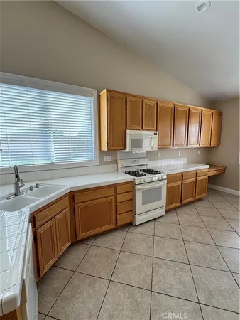 $475,000 | 914 Banbury Drive, Hemet, CA 92544