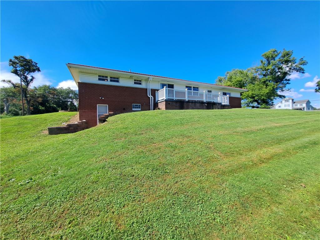 530 Scott Hollow Road Burgettstown, PA 15021 - Photo 19 of 21 a house view with a garden space