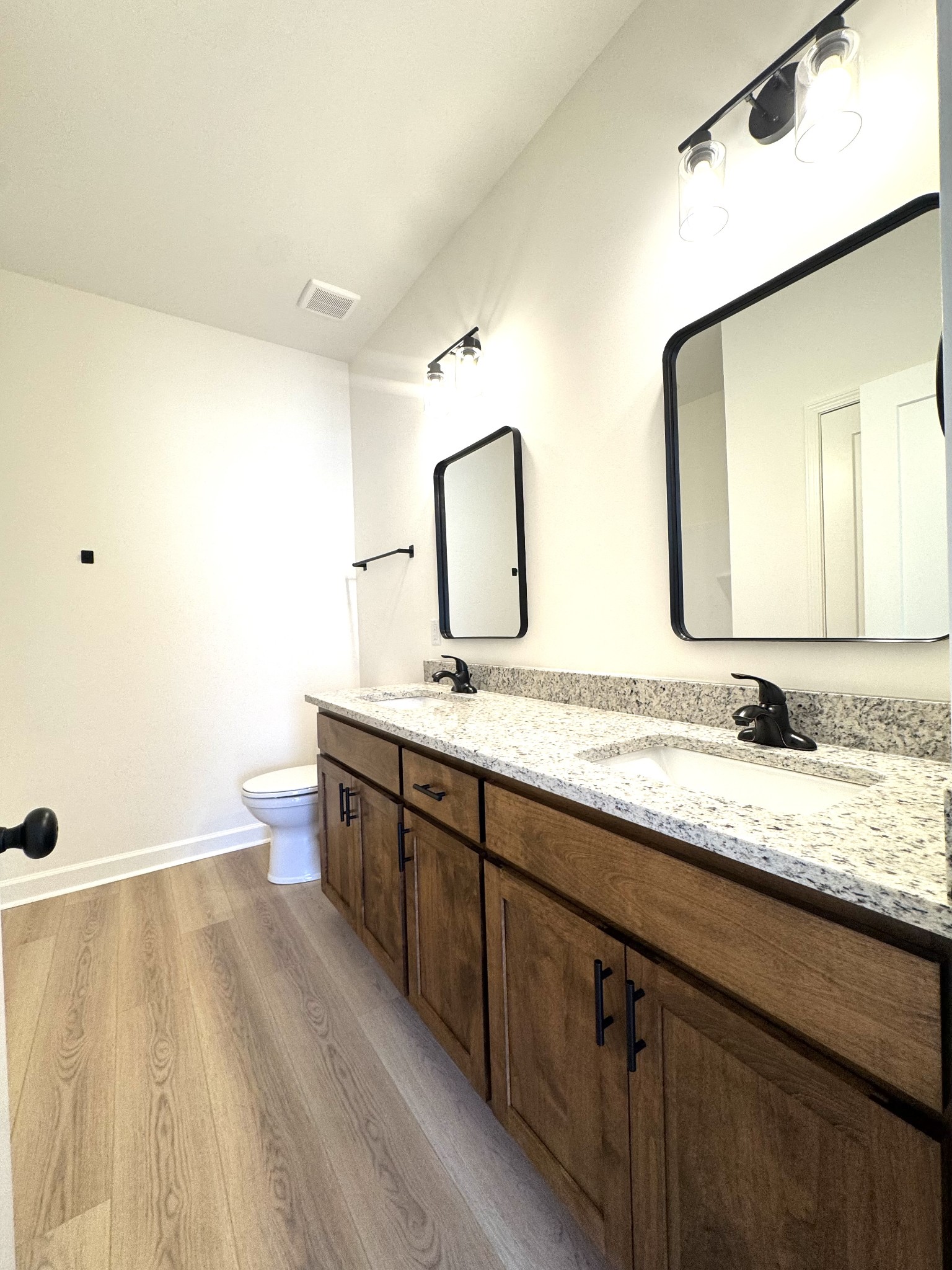 342 Underhill Road McMinnville, TN 37110 - Photo 11 of 16