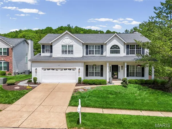 $650,000 | 815 Kiefer Trails Drive, Ballwin, MO 63021