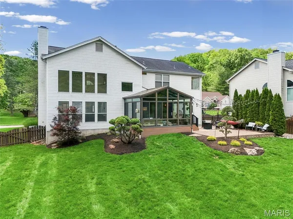 $650,000 | 815 Kiefer Trails Drive, Ballwin, MO 63021