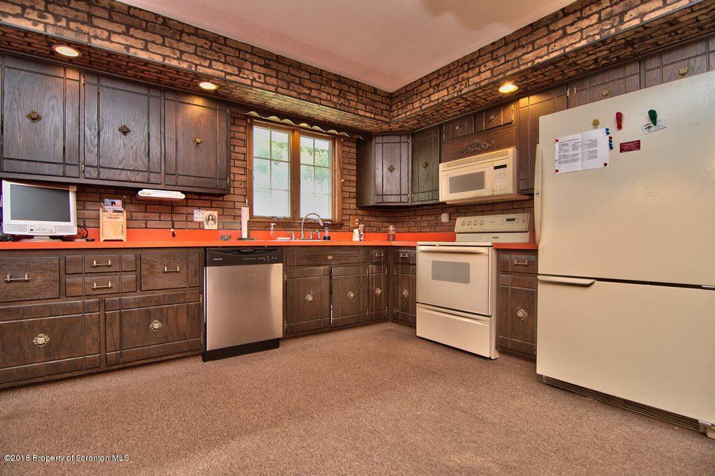311 Sandra Road Lake Ariel, PA 18436 - Photo 17 of 43 Gallery Image 17