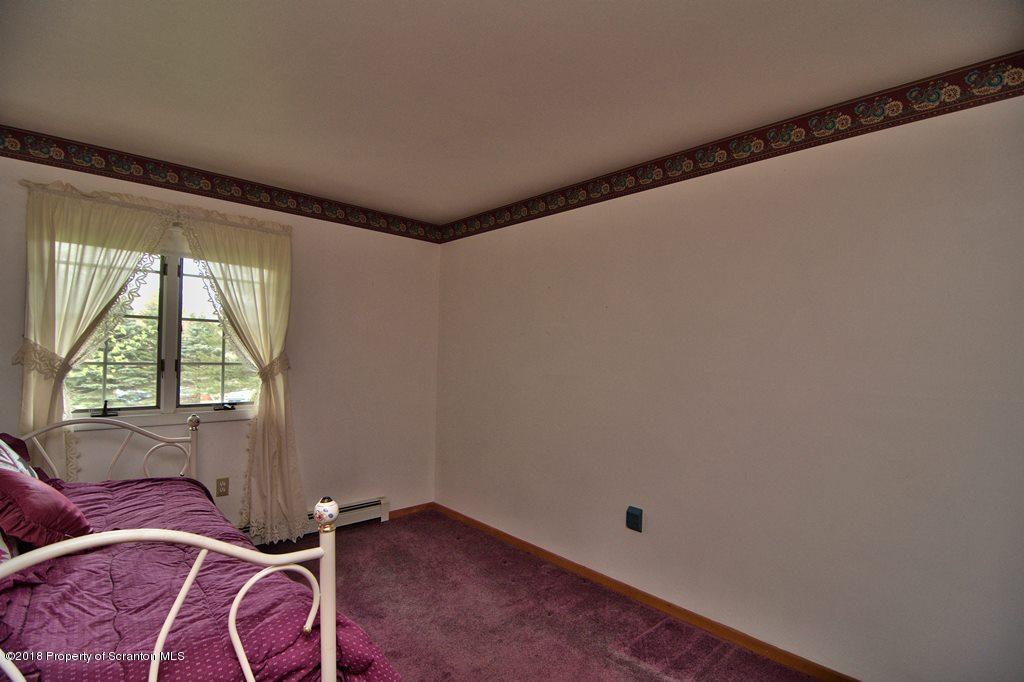 311 Sandra Road Lake Ariel, PA 18436 - Photo 29 of 43 Gallery Image 29