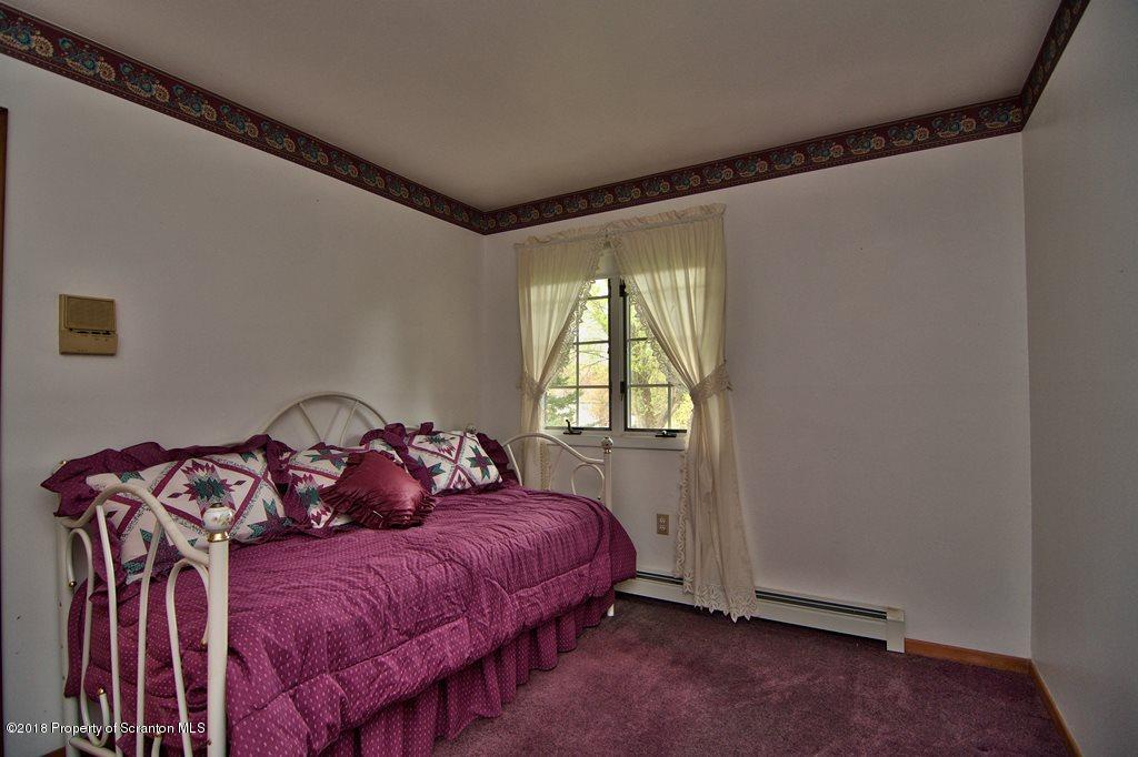 311 Sandra Road Lake Ariel, PA 18436 - Photo 30 of 43 Gallery Image 30