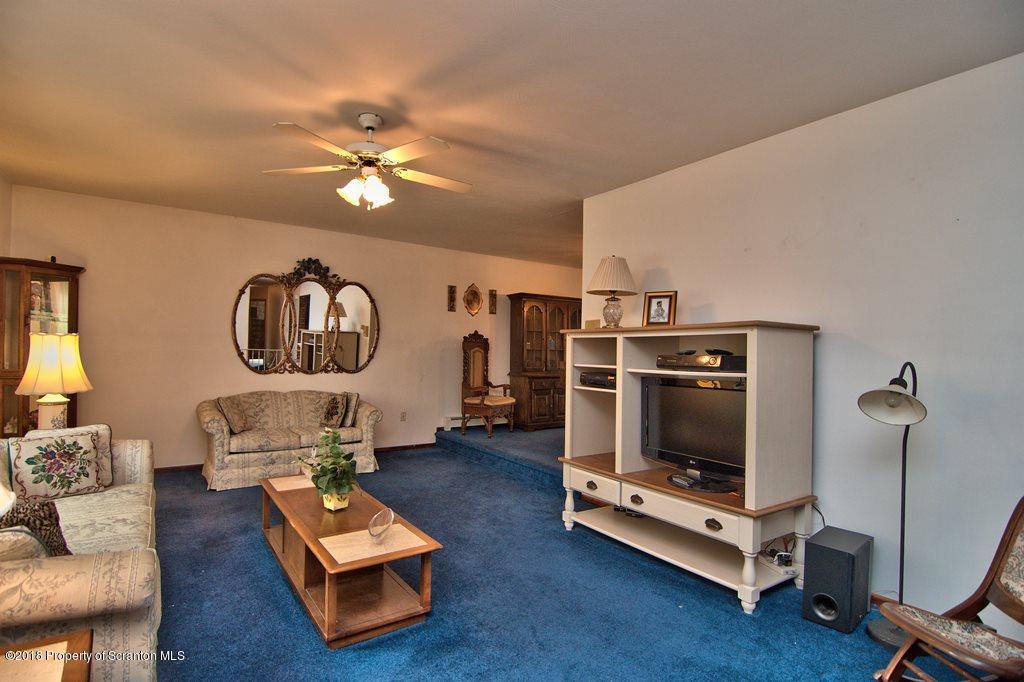311 Sandra Road Lake Ariel, PA 18436 - Photo 8 of 43 Gallery Image 8