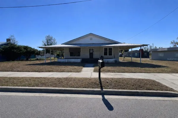 $79,900 | 611 West Broadway Street, Fort Meade, FL 33841