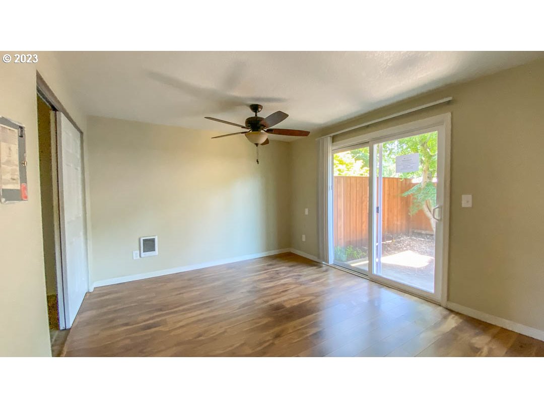 8402 Southwest Mohawk Street Tualatin, OR 97062 - Photo 9 of 22