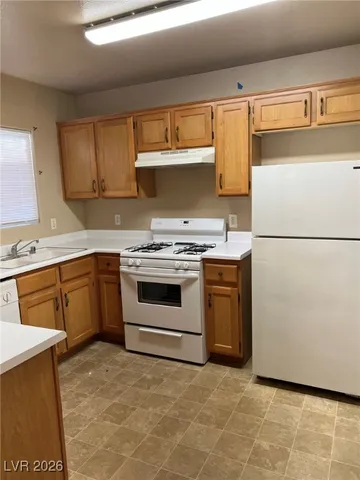 $1,275 | 4555 East Sahara Avenue, Unit 155, Las Vegas, NV 89104