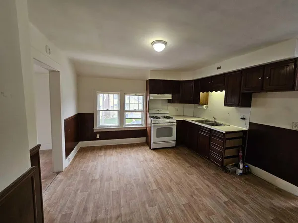 $265,000 | 855 Adams Street Southeast, Grand Rapids, MI 49507