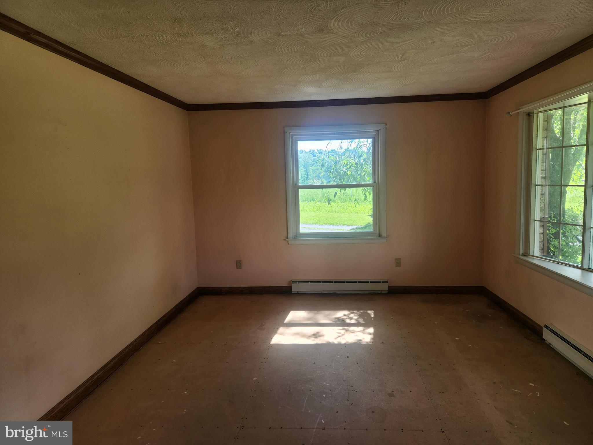 723 West Sunhill Road Manheim, PA 17545 - Photo 16 of 41
