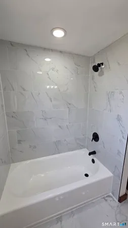 $3,950 | 5 Morris Road, Prospect, CT 06712