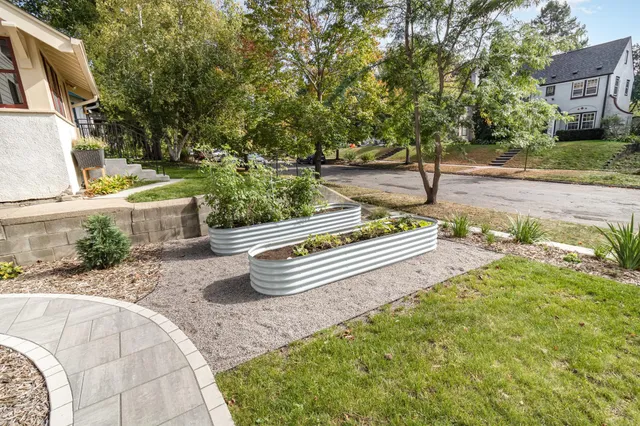 $1,665,000 | 31 X Stonebridge Boulevard, St. Paul, MN 55105