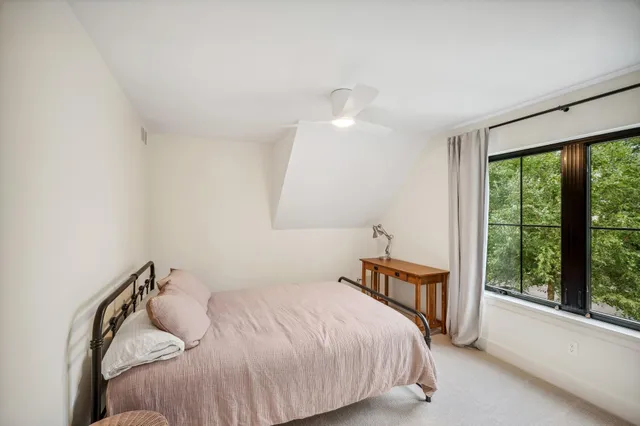 $1,665,000 | 31 X Stonebridge Boulevard, St. Paul, MN 55105