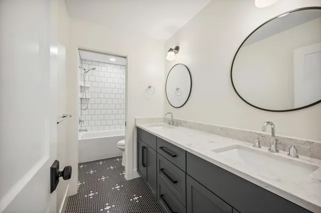 $1,665,000 | 31 X Stonebridge Boulevard, St. Paul, MN 55105