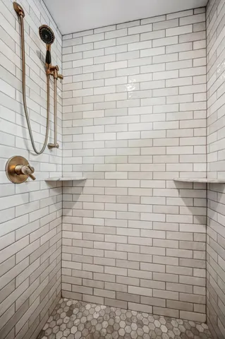 $1,665,000 | 31 X Stonebridge Boulevard, St. Paul, MN 55105