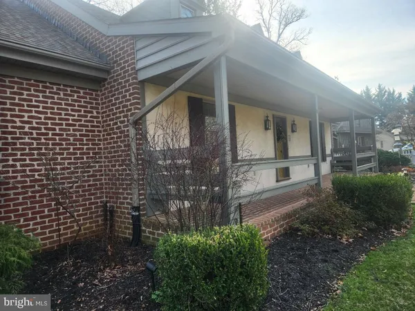 $500,000 | 827 Hornig Road, Lancaster, PA 17601