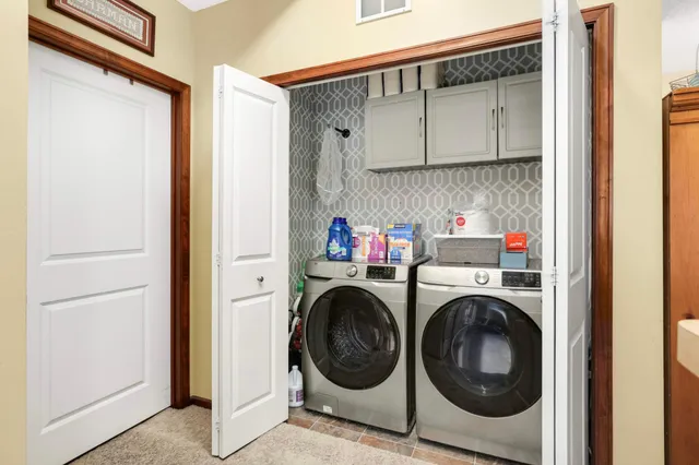 $209,900 | 1840 Freedom Lane, Unit 104, Chanhassen, MN 55317