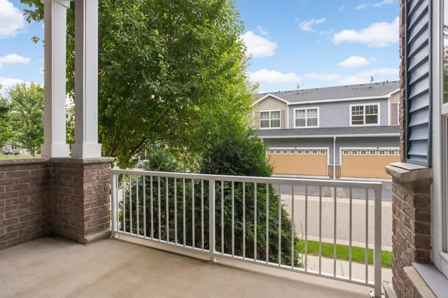 $209,900 | 1840 Freedom Lane, Unit 104, Chanhassen, MN 55317