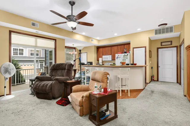 $209,900 | 1840 Freedom Lane, Unit 104, Chanhassen, MN 55317