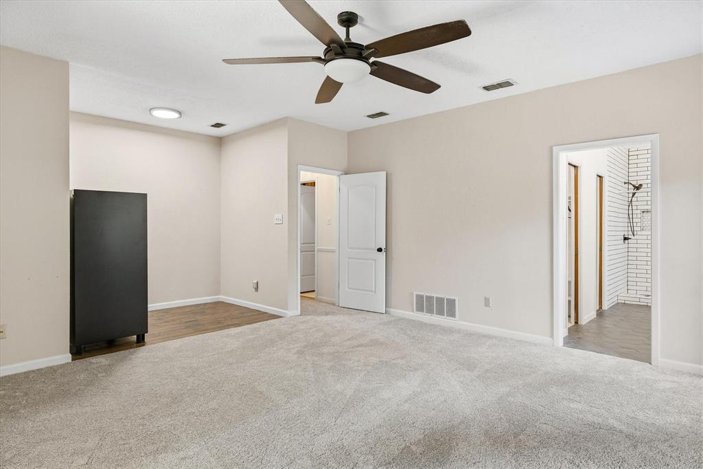 4969 County Road 3502 Wills Point, TX 75169 - Photo 14 of 40 a view of an empty room