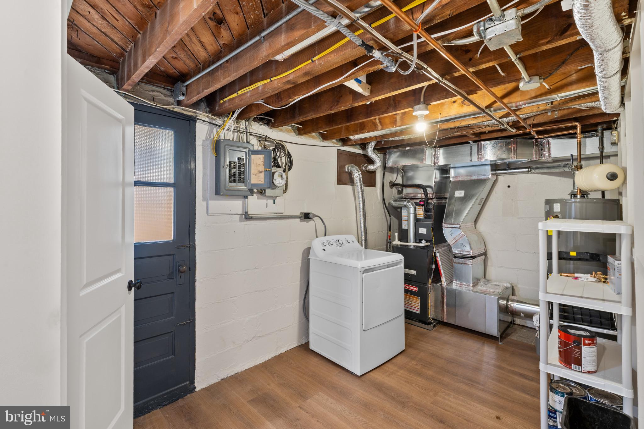 1115 Roland Heights Avenue Baltimore, MD 21211 - Photo 22 of 32 Utility Room/ Laundry