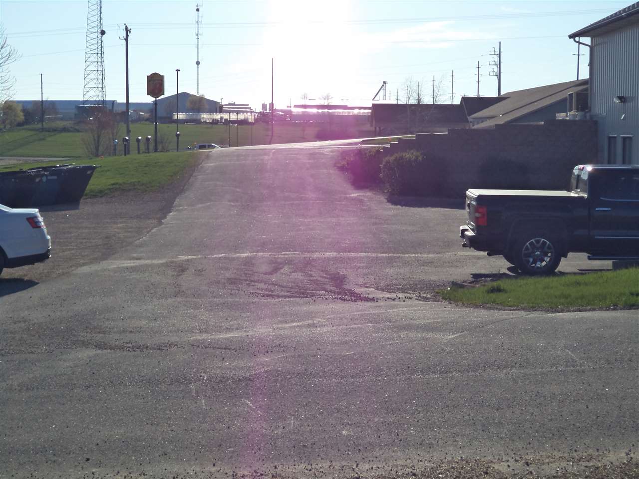 81 Highway 81 Darlington, WI 53530 - Photo 8 of 8