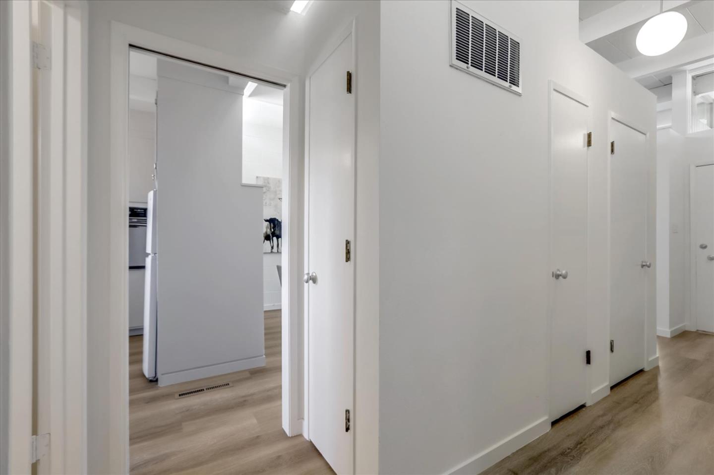 3907 Middlefield Road, Unit C Palo Alto, CA 94303 - Photo 20 of 49 Gallery Image 20