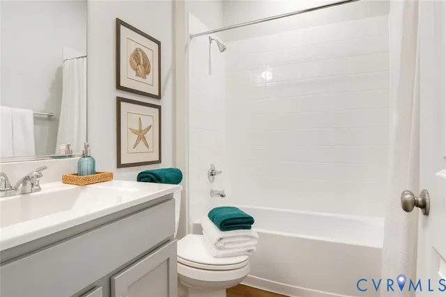 a view of a workspace with furniture