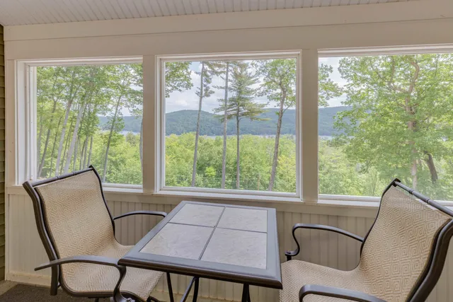 $1,100,000 | 11 Sebec Road, Holderness, NH 03245