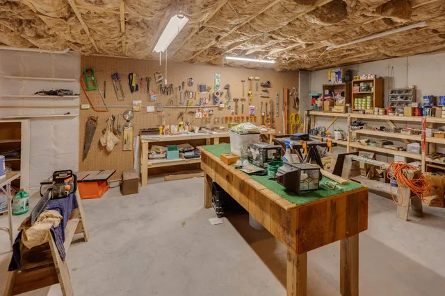 $1,100,000 | 11 Sebec Road, Holderness, NH 03245