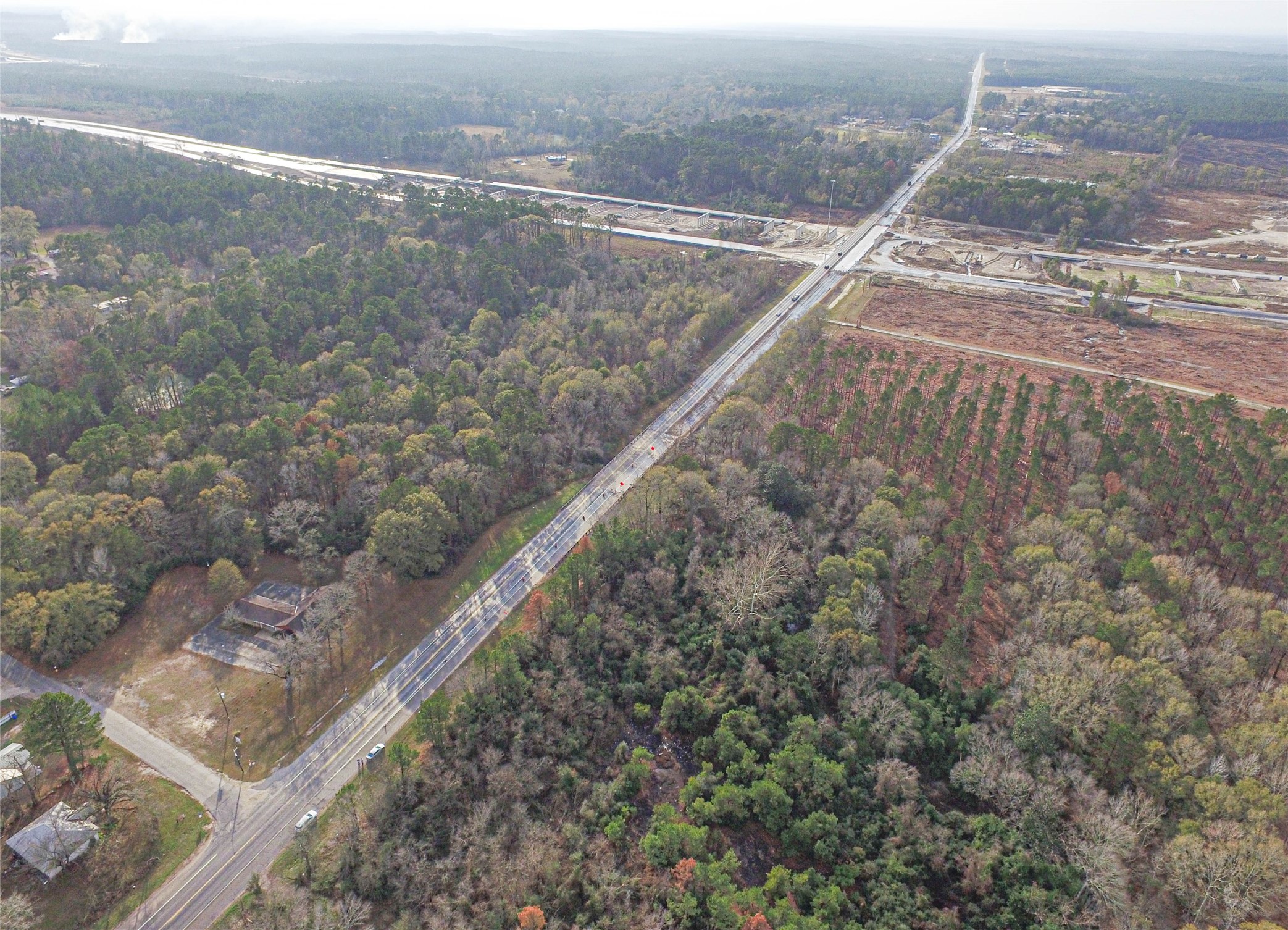 Tbd West 2nd Street Corrigan, TX 75939 - Photo 5 of 31 a view of a dry yard with wooden floor and fence