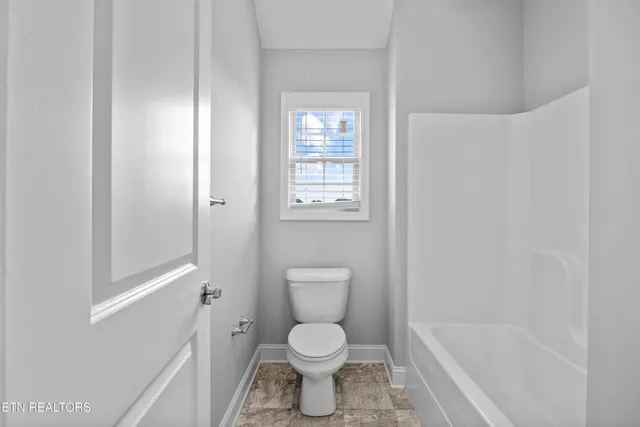 $620,000 | 1824 Glen Shady Boulevard, Knoxville, TN 37922