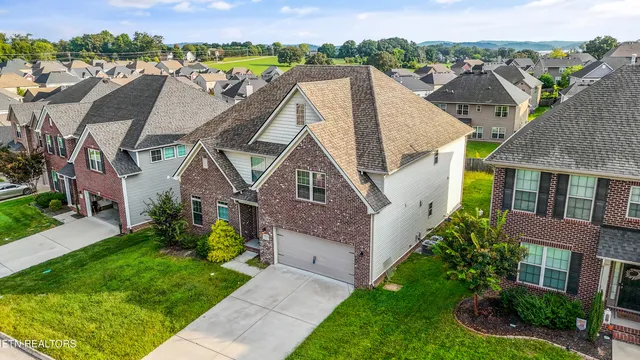 $620,000 | 1824 Glen Shady Boulevard, Knoxville, TN 37922