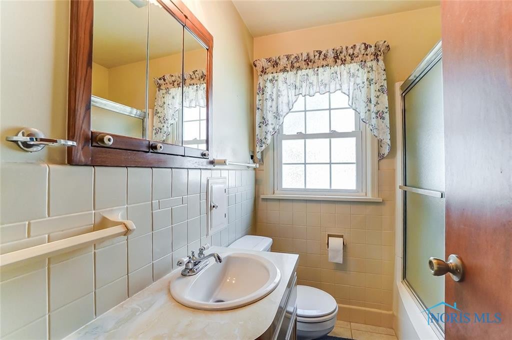 3648 Sherbrooke Road Toledo, OH 43613 - Photo 18 of 40 Photo 18