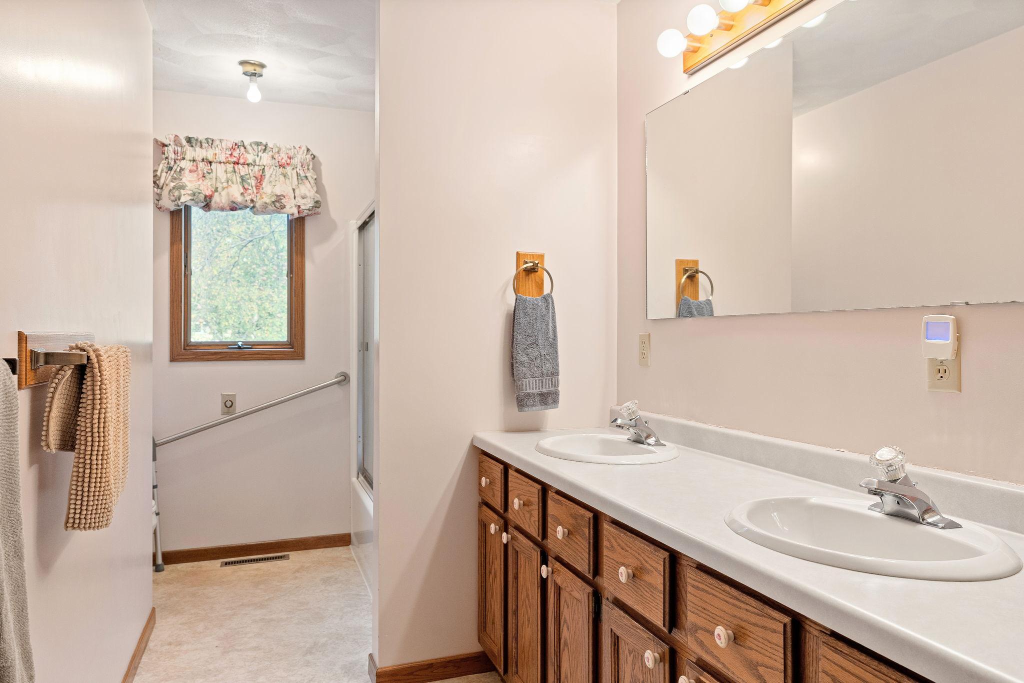930 Ridgeview Place Northeast Owatonna, MN 55060 - Photo 24 of 38 Gallery Image 24