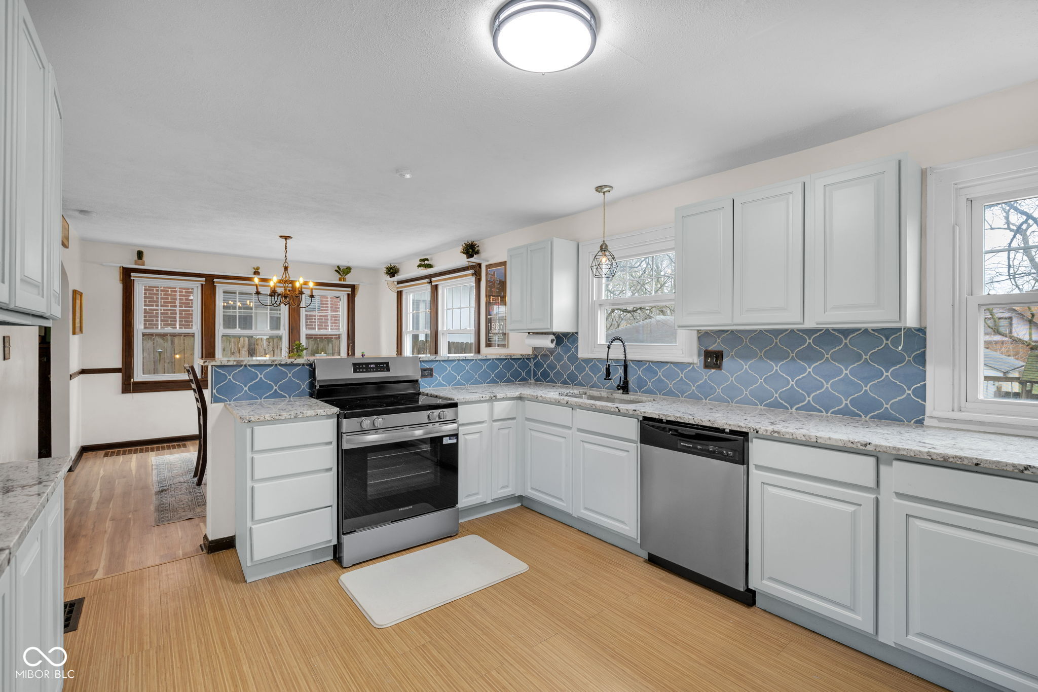 921 North Audubon Road Indianapolis, IN 46219 - Photo 5 of 34