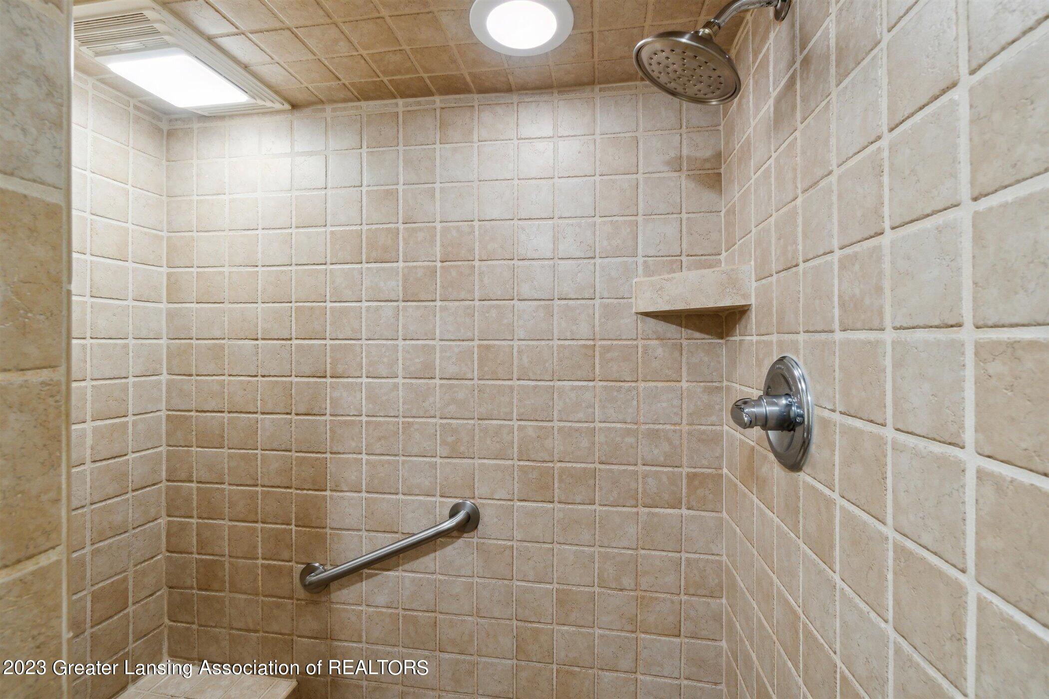 6891 North Parma Road Parma, MI 49269 - Photo 30 of 56 Lower Level Shower