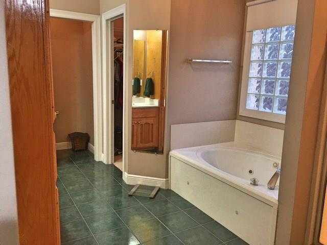 1914 Hunters Way Drive Baton Rouge, LA 70816 - Photo 12 of 16 Gallery Image 12