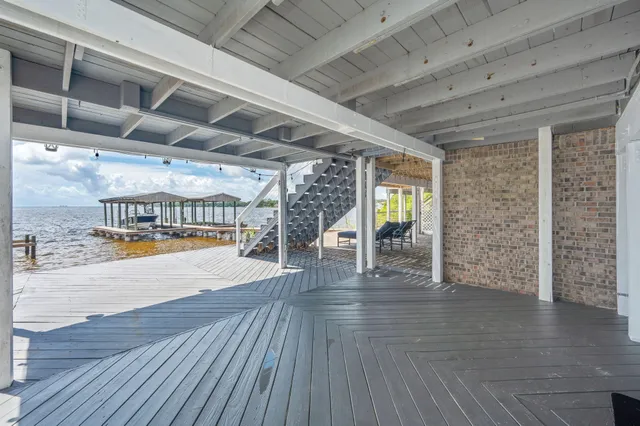 $599,900 | 3 Bayshore Point, Valparaiso, FL 32580