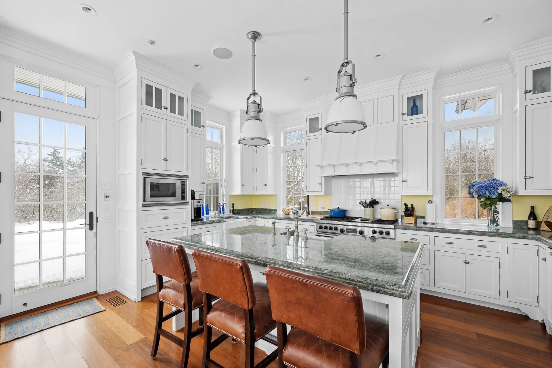 335 Cranberry Hole Road Amagansett, NY 11930 - Photo 11 of 45