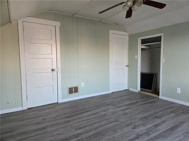 wooden floor in an empty room with wooden floor