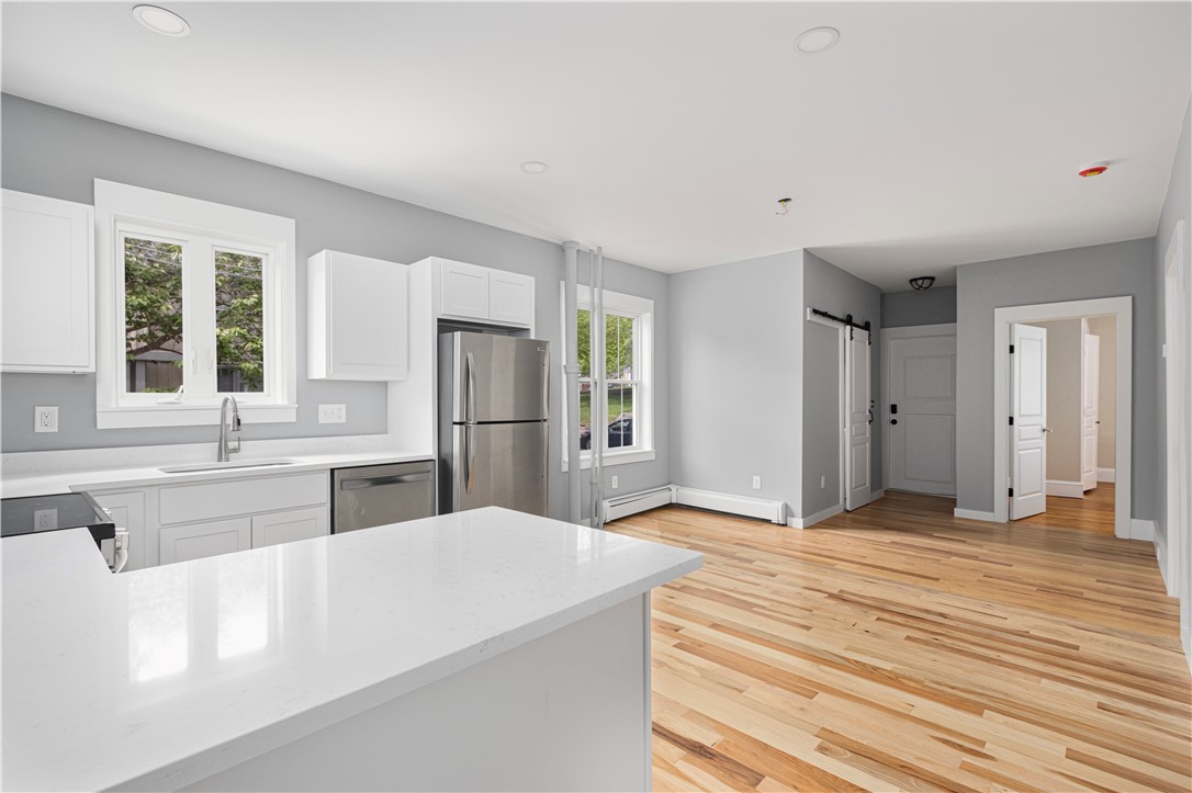 427 Spring Street, Unit 1 Newport, RI 02840 - Photo 3 of 15