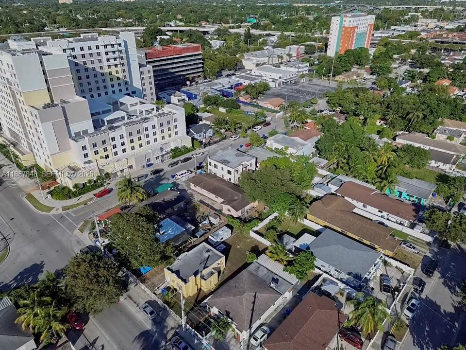 1376 Northwest 35th Street Miami, FL 33142 - Photo 29 of 31